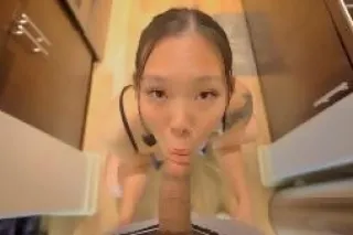 🍒Asian Young sexy girl💋And Cle... - Image 4