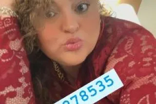 specials available TIGHT WET S... - Image 2