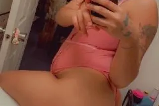 ONLY HERE FOR THE DAY / NIGHT ... - Image 4